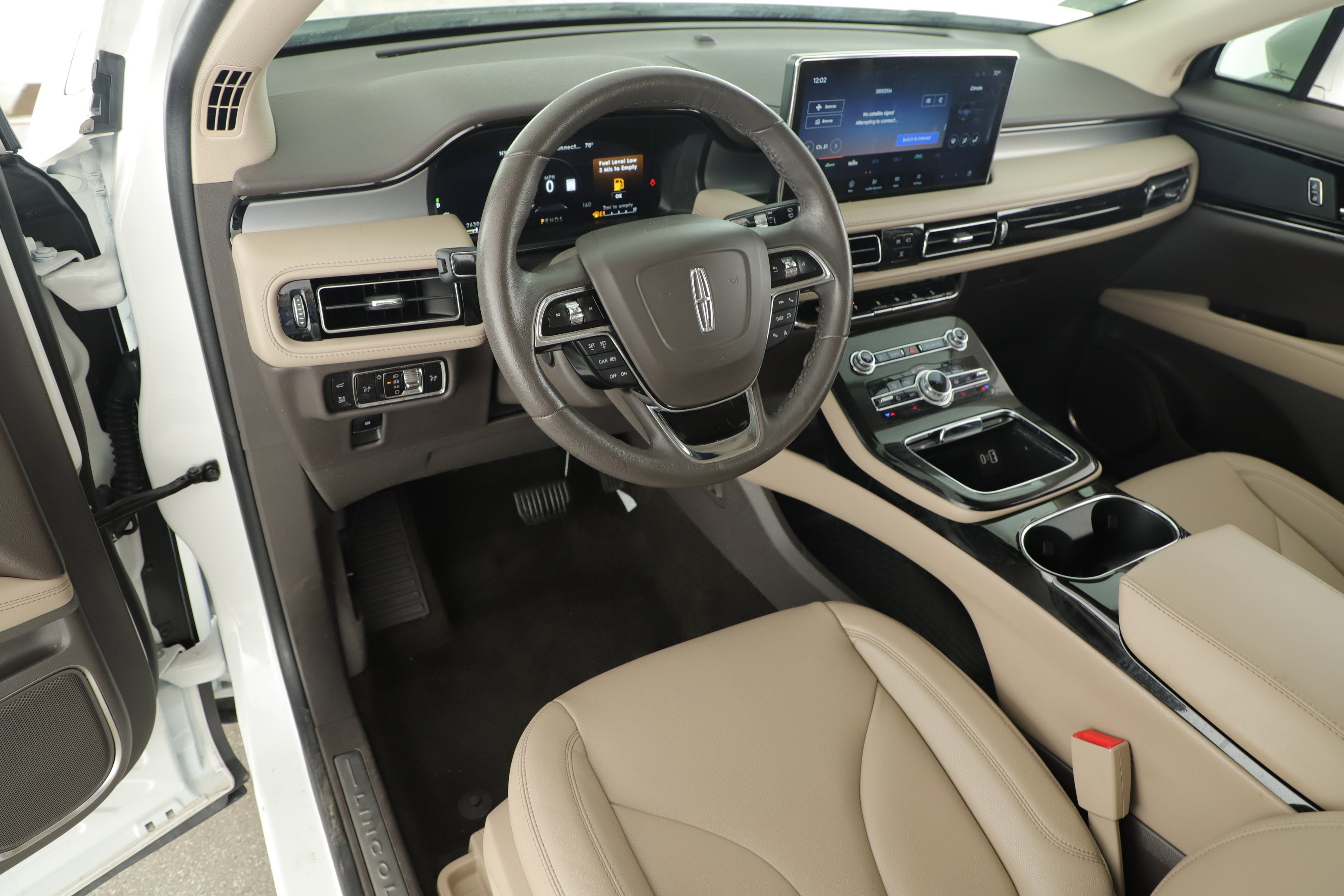 2023 Lincoln Nautilus Standard