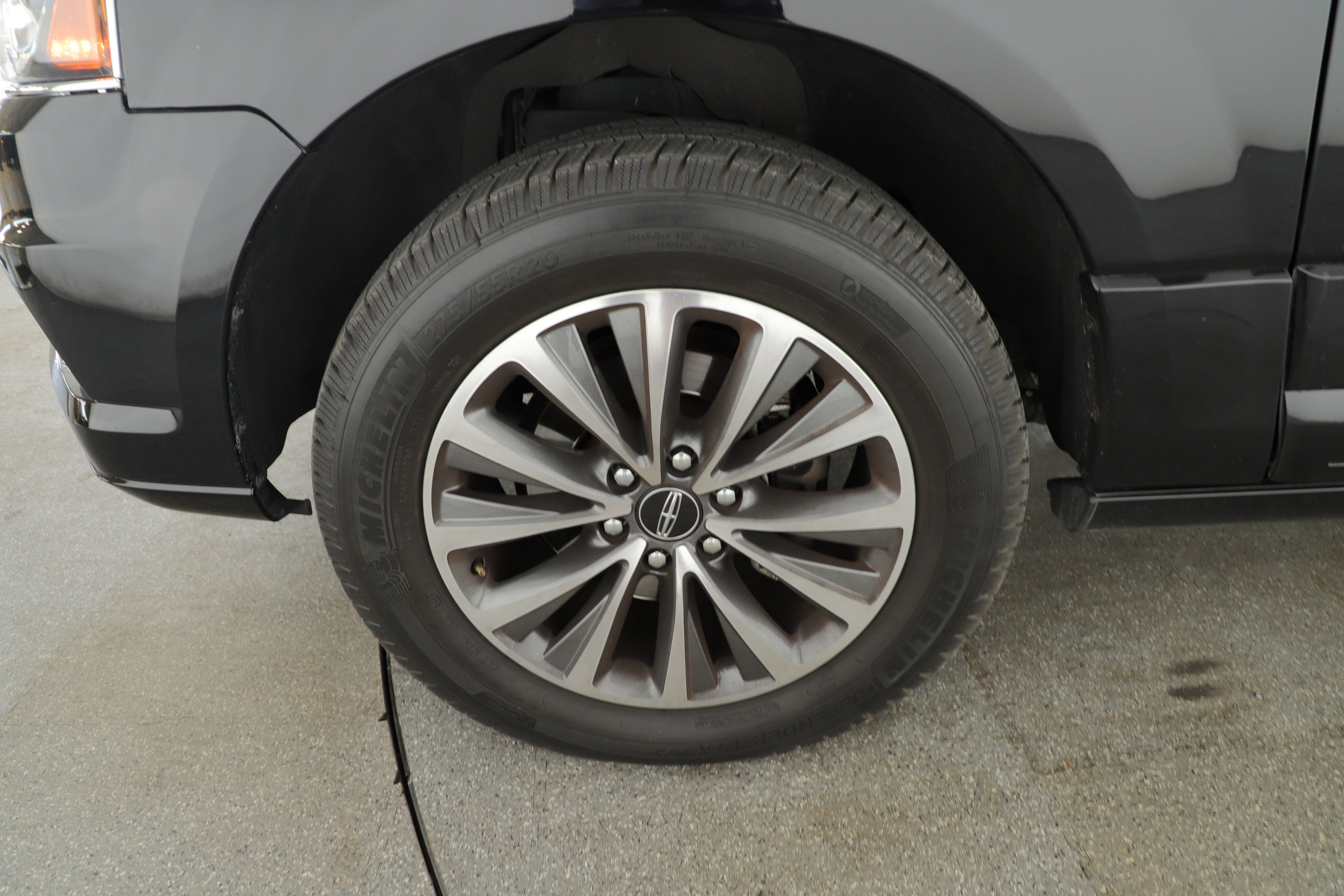 2017 Lincoln Navigator Select