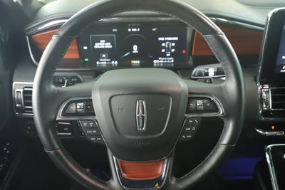 2020 Lincoln Navigator Standard