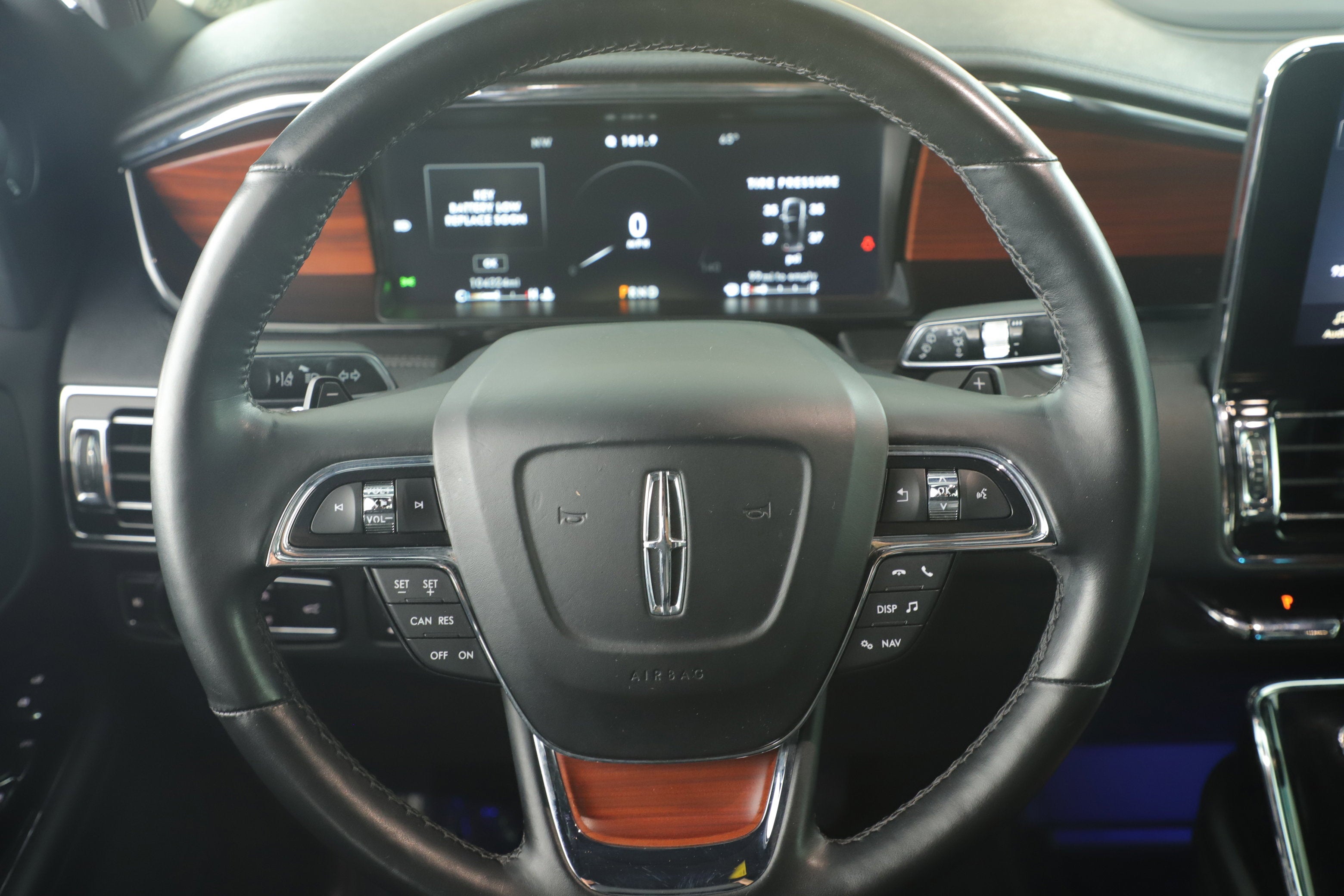 2020 Lincoln Navigator Standard