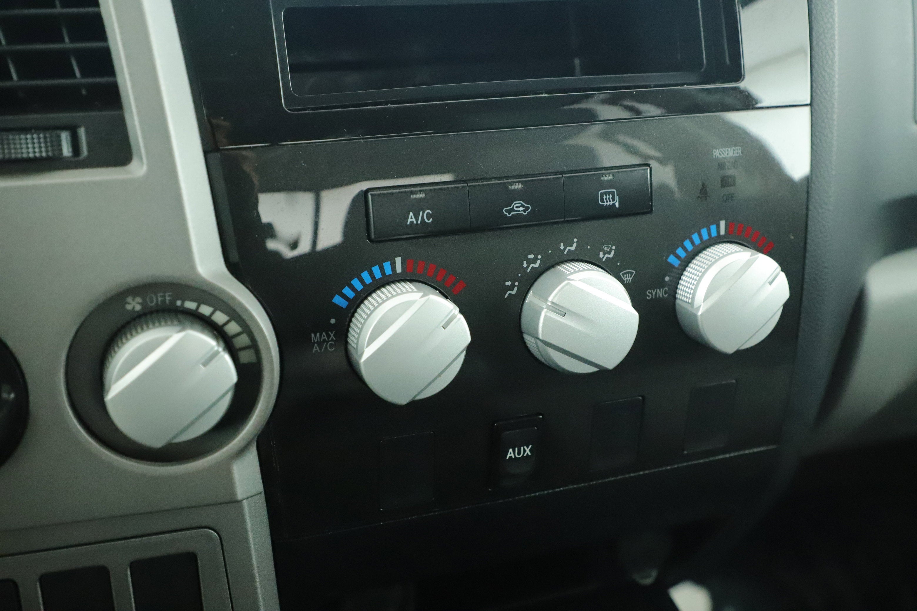 2013 Toyota Tundra 2WD Truck GRADE