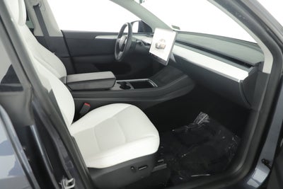 2023 Tesla Model Y Base