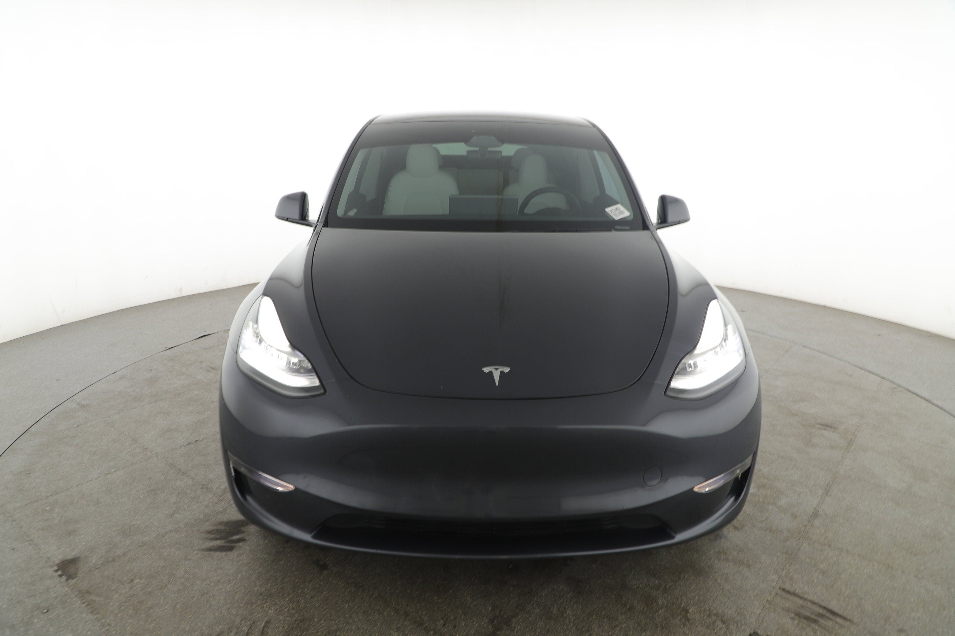 2023 Tesla Model Y Base