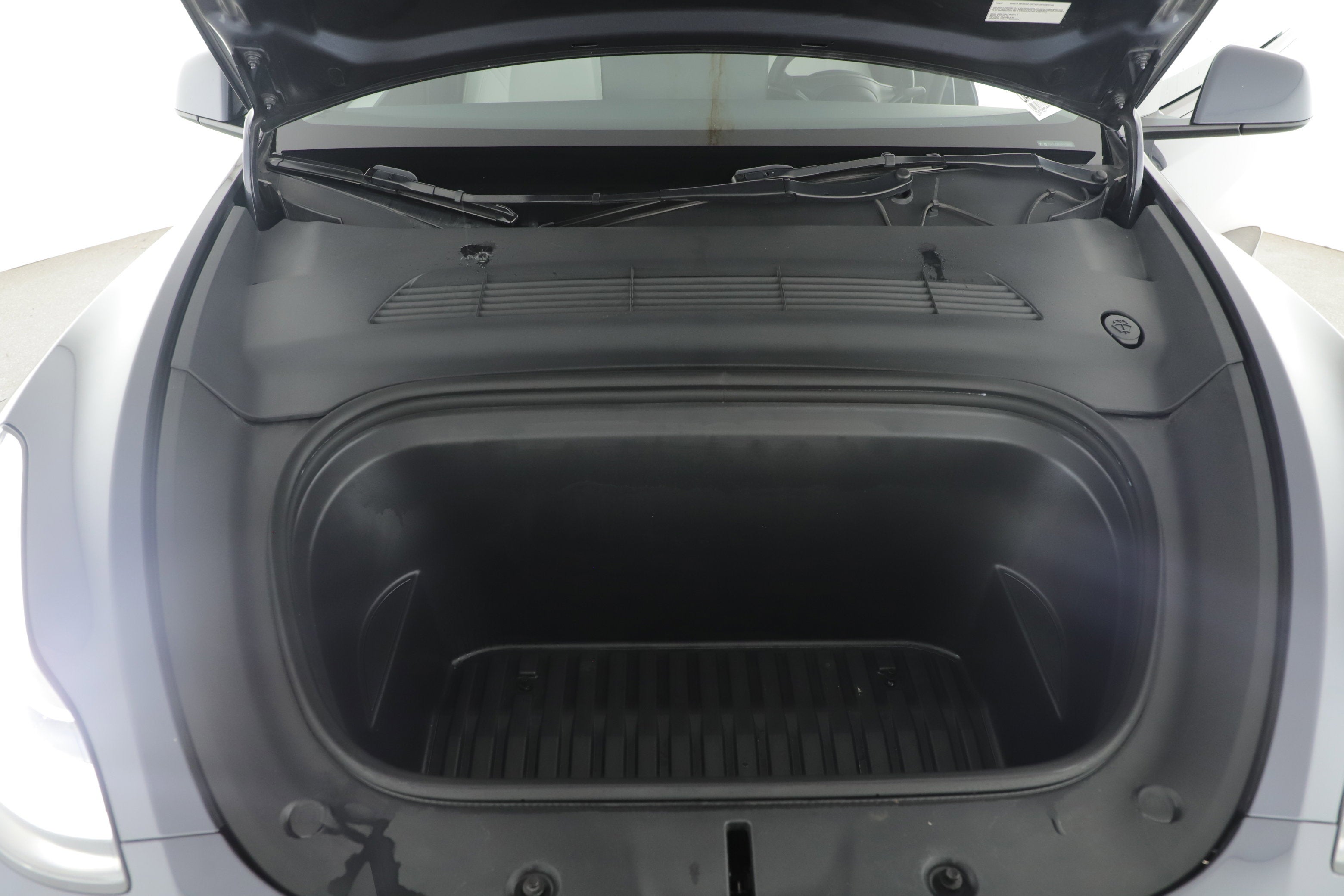 2023 Tesla Model Y Base