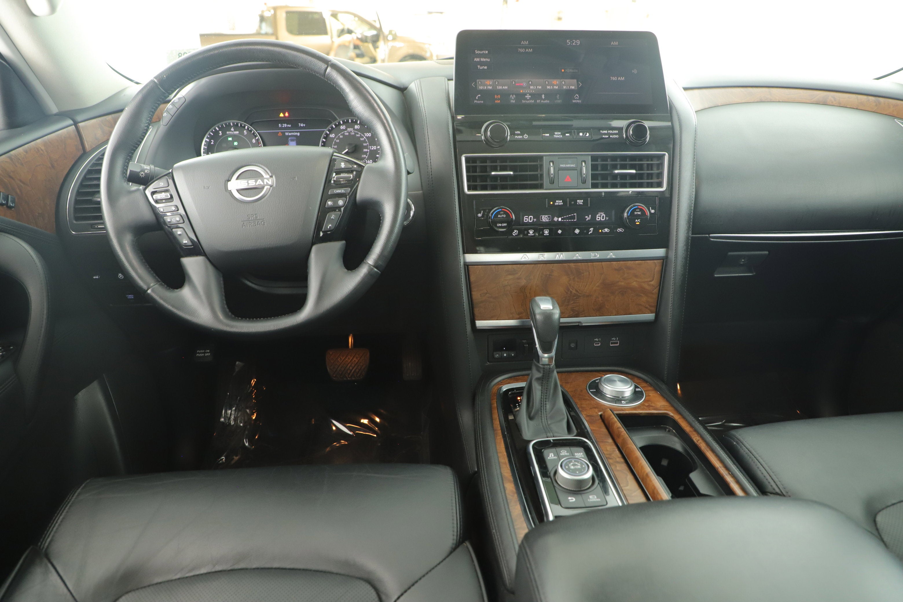 2024 Nissan Armada SL