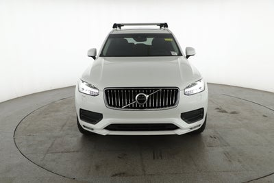 2022 Volvo XC90 Momentum