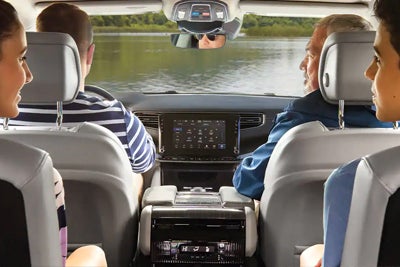 2022 Jeep Wagoneer & Grand Wagoneer interior